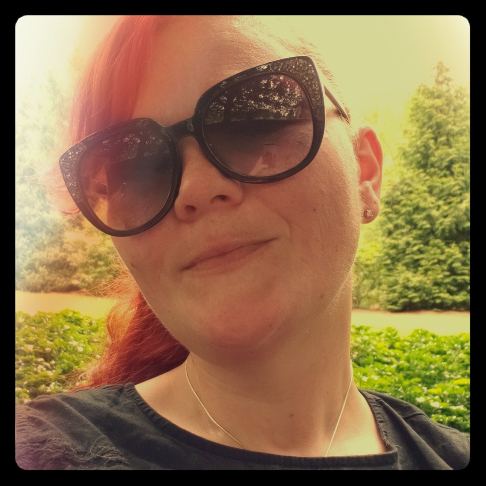 Meet your Posher, Amanda